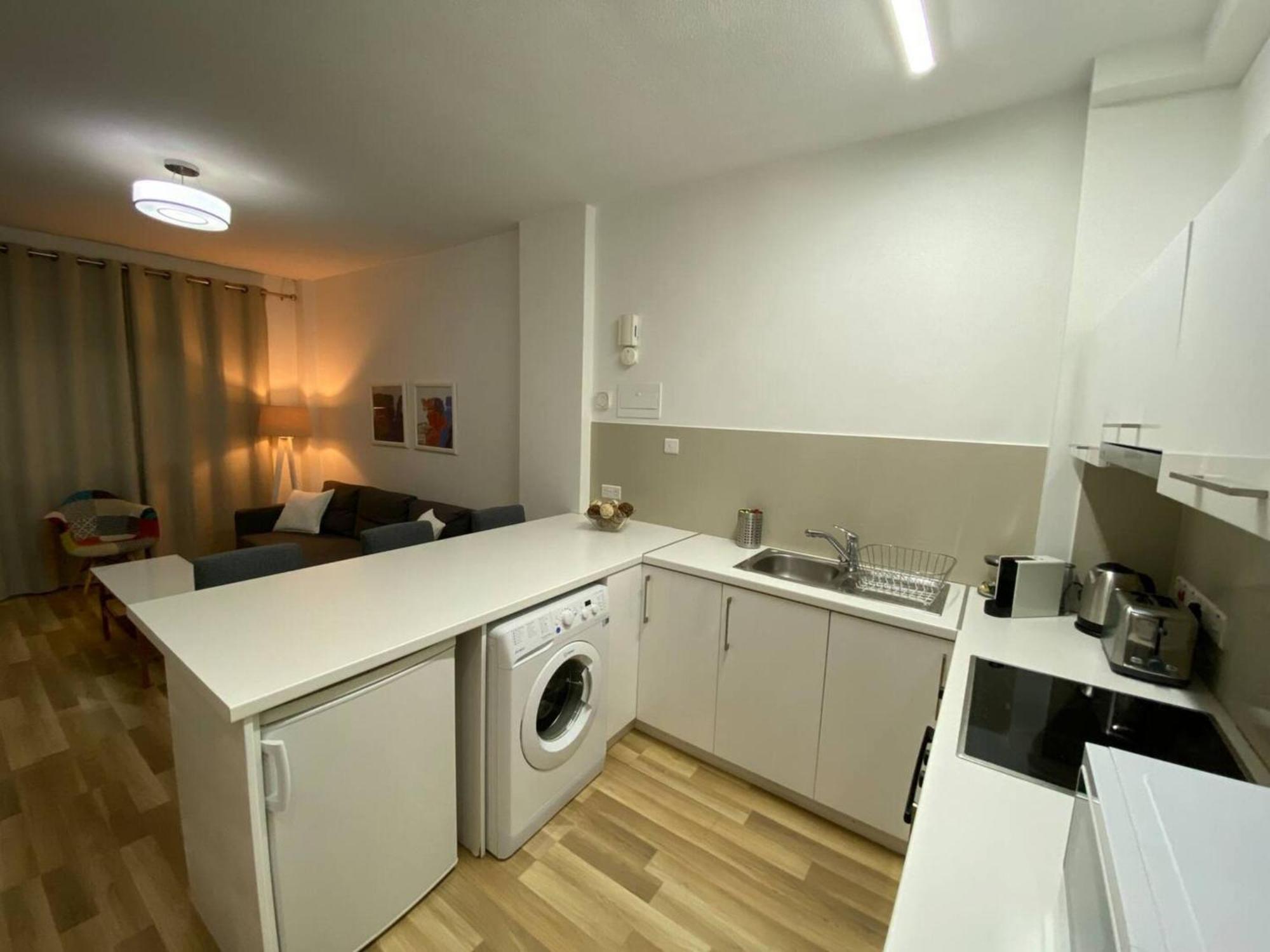 Seabreeze City Center Flats By Trulycyprus Λεμεσός Εξωτερικό φωτογραφία