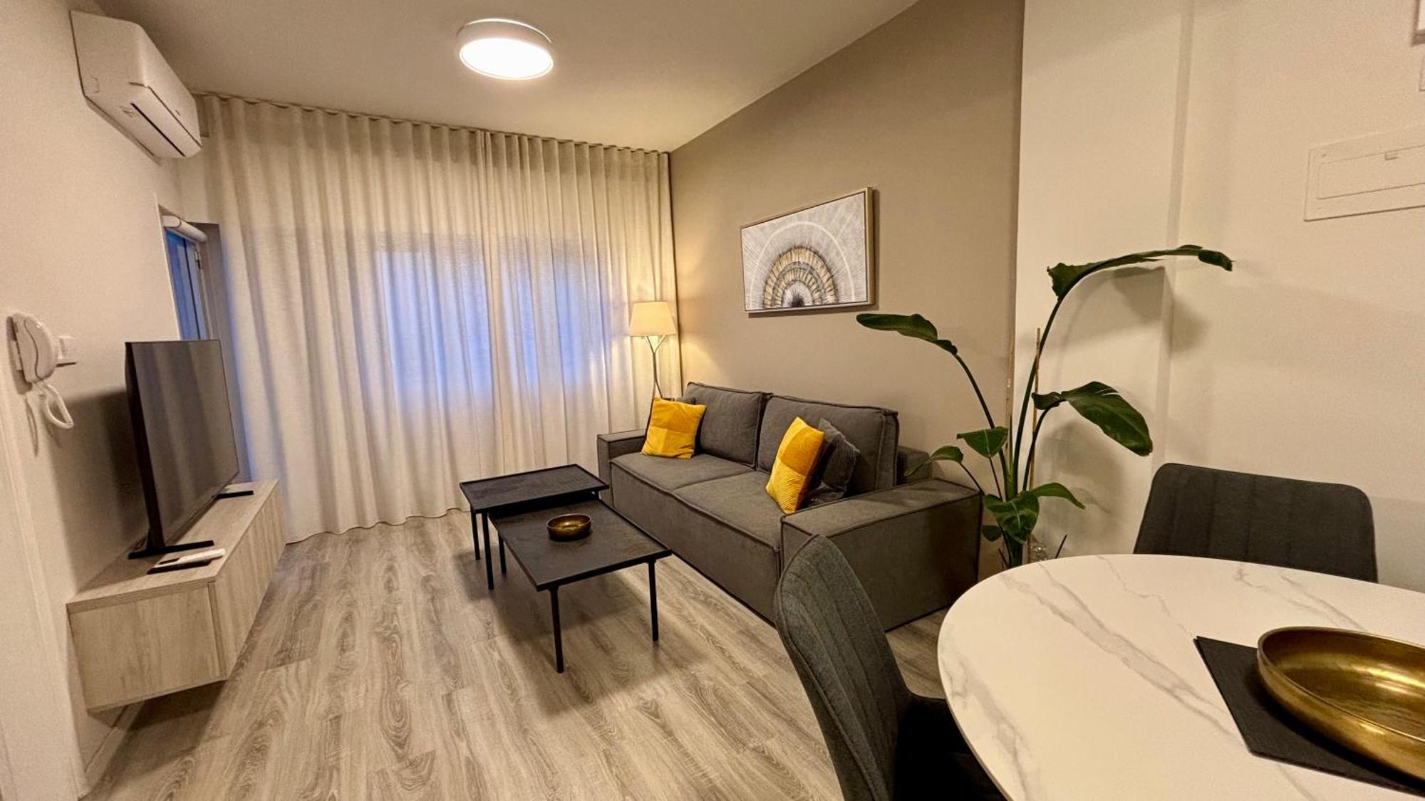 Seabreeze City Center Flats By Trulycyprus Λεμεσός Εξωτερικό φωτογραφία